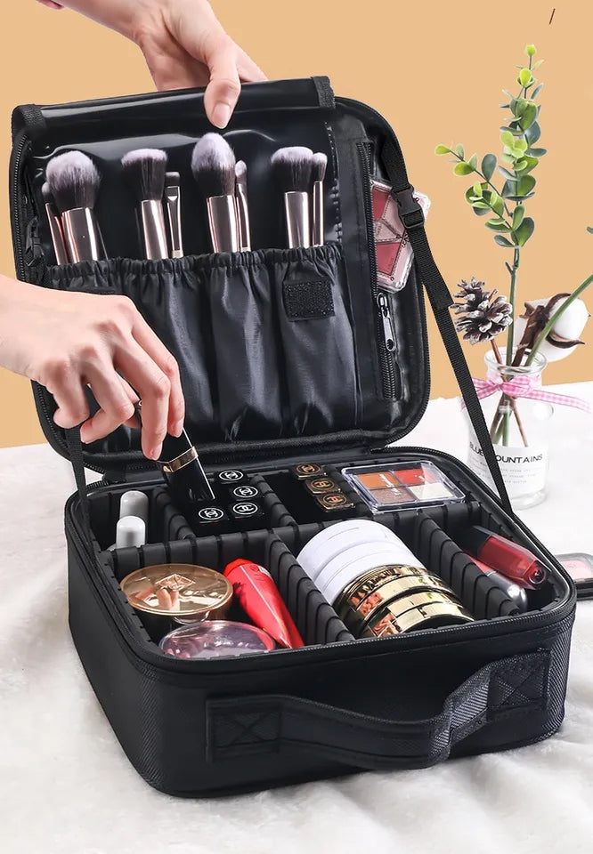 Pro cosmetic bag